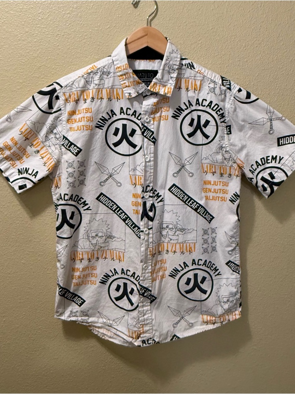 Men’s Medium Vintage Naruto Ninja Academy All Over Print Button Up Shirt